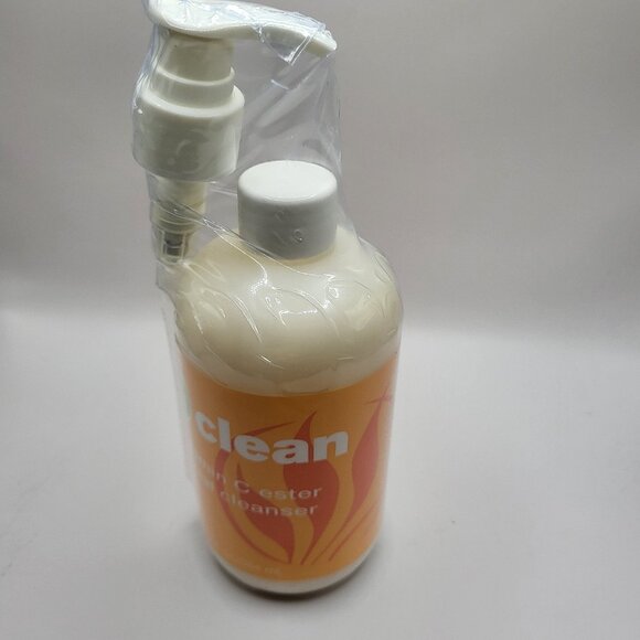 Serious skincare cleanser - Picture 1 of 2